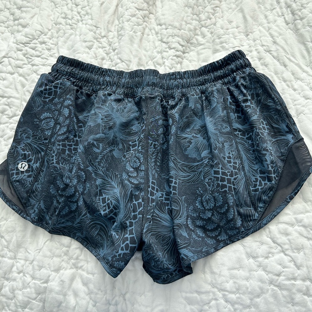 Lululemon hotty hot 2.5